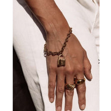 Cargar imagen en el visor de la galería, Demi Lock Bracelet
